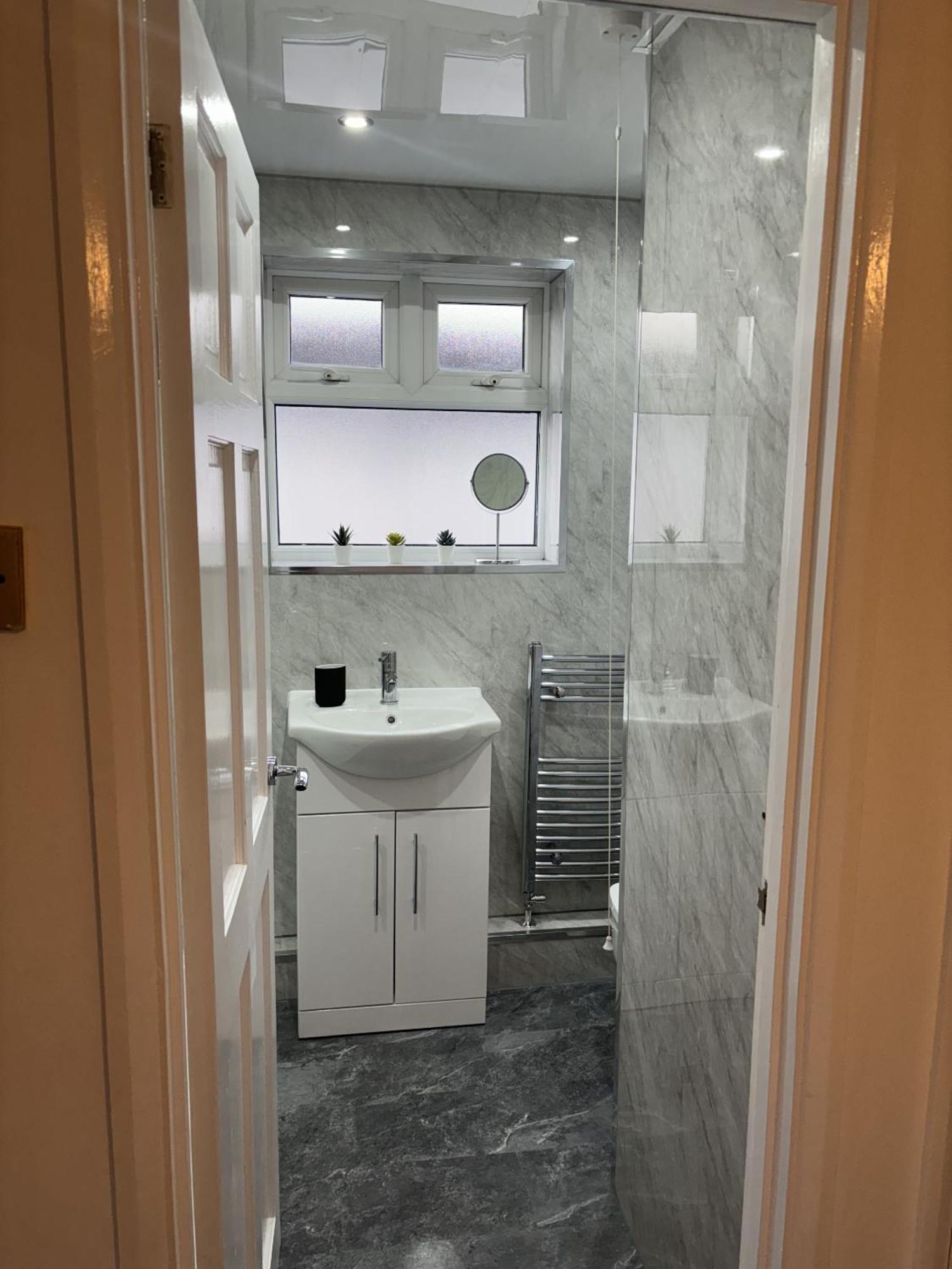 Cosy Corner - 2 Beds, Free Parking, Next To Southampton General Hospital别墅 外观 照片